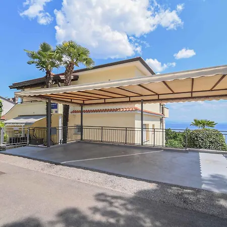 公寓 Near Port In Volosca *