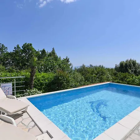 Near Port In Volosca 公寓 *