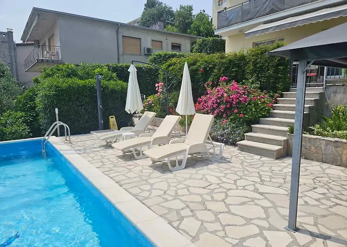 Appartement Near Port In Volosca *