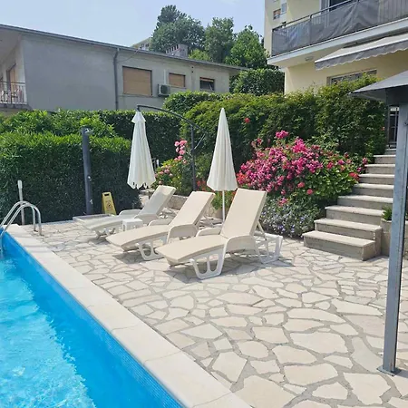 Lejlighed Near Port In Volosca *