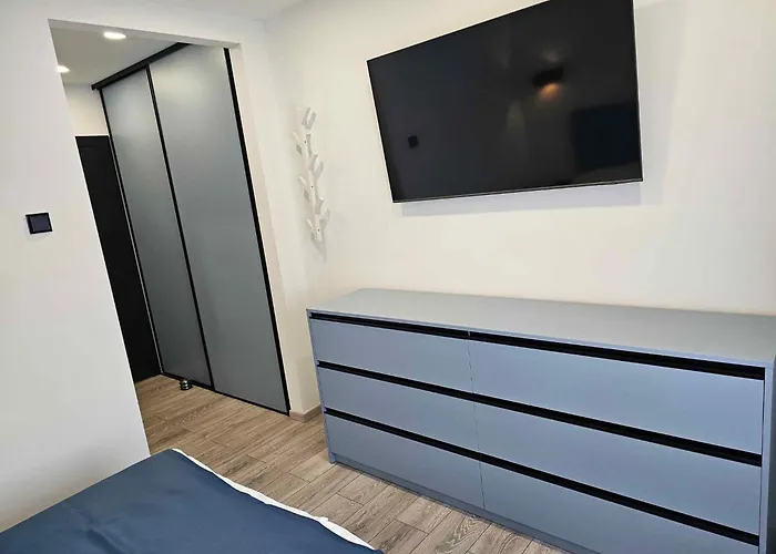 Near Port In Volosca דירה *