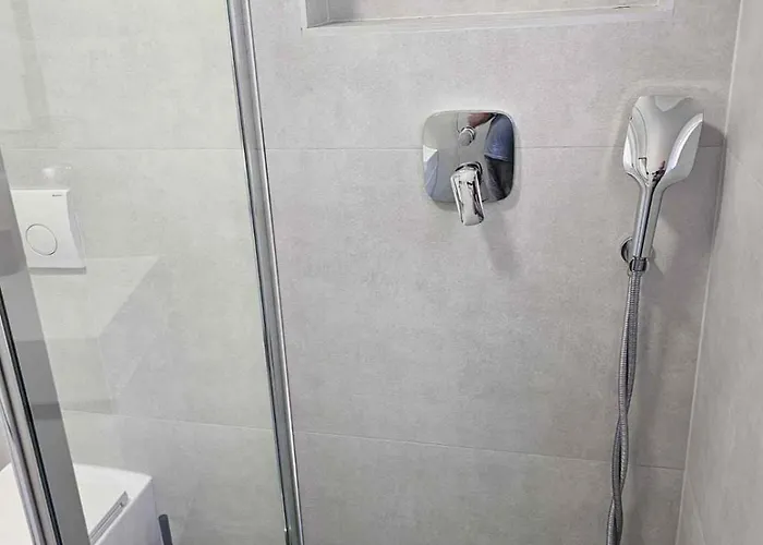 Near Port In Volosca אופטיה